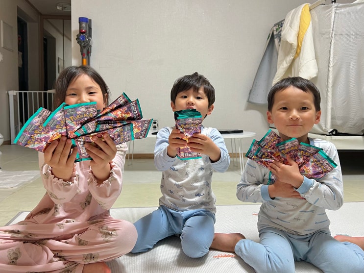  육아용병 부부의 어린이날 출장 이벤트 | 생일파티, 포켓몬 카드 박스깡, 닌텐도, 캠핑, 카공까지
