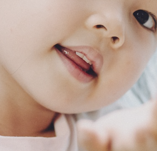  영구치가 없을 수도 있나요? 영구치 결손, 유치가 안 빠질 때 - 무조건 임플란트를 해야 하나요?