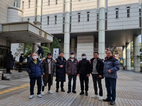 어느 조용한 죽음 어느 조용한 죽음
