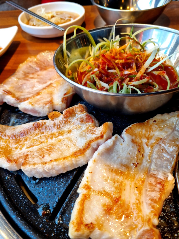  프리미엄 고기 뷔페 무한리필 고기싸롱 부평로데오점