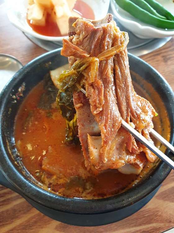 뼈마시감자탕부대찌개 영천점 사진 4