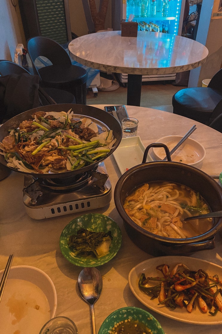  스지 요리의 스페셜리스트, 구디 인생술상 실내포차