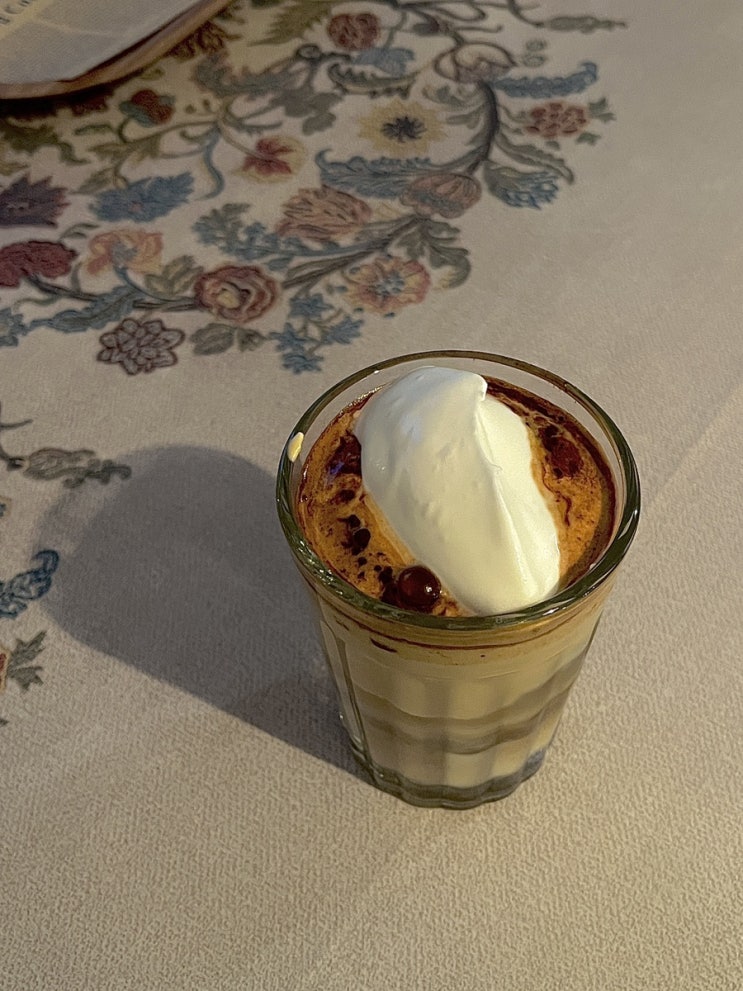  서촌 경복궁 청와대 근처 카페 크림커피 맛집 레스피레 추천 내돈내산