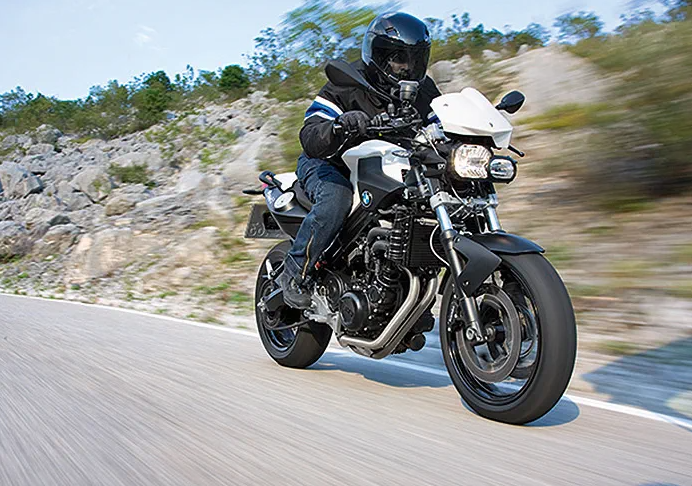 가끔 생각나는 짝눈 감성 네이키드 바이크 BMW F800R 일러스트