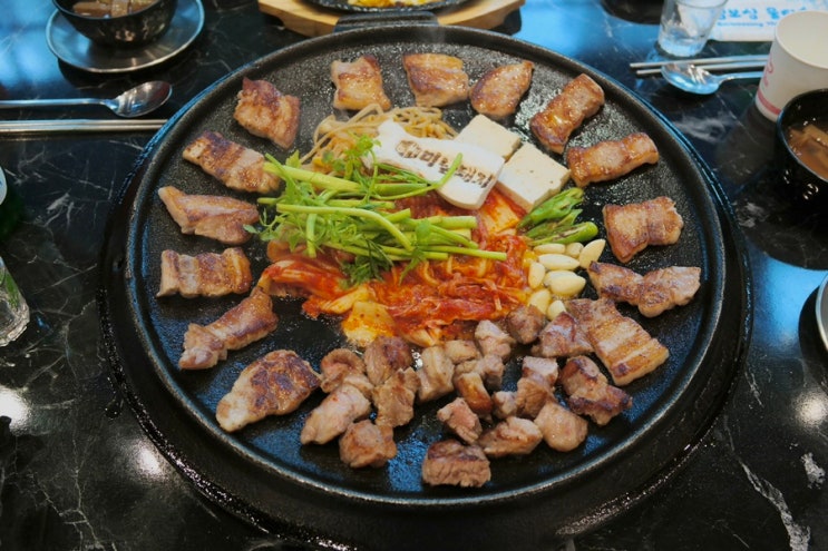  [인천] 가좌동삼겹살 맛집/ 육즙 터지는 숙성 돼지 '미남돼지'