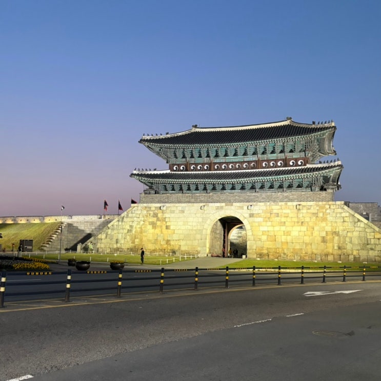  수원 행궁동 당일치기 뚜벅이 혼자 여행 코스 추천 3부 (피크닉, 카페, 야경)