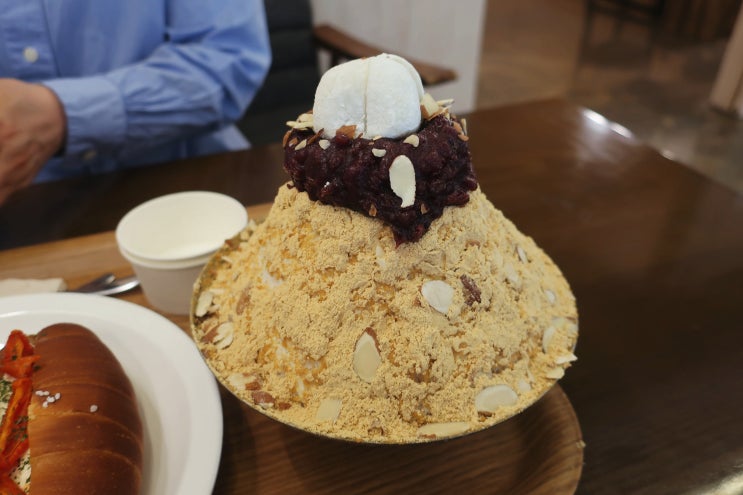  수원 행궁동 카페 팔달제과 / 인절미 팥빙수 맛집