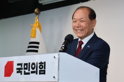 한동훈 8월 전대 등판론에 입장바꾼 <b>황우여</b> "신속하게 마칠 것"