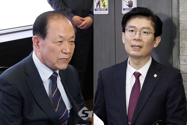<b>황우여</b> “與 <b>총선백서</b>, 특정인 탓보다 미래지향적으로” 주문