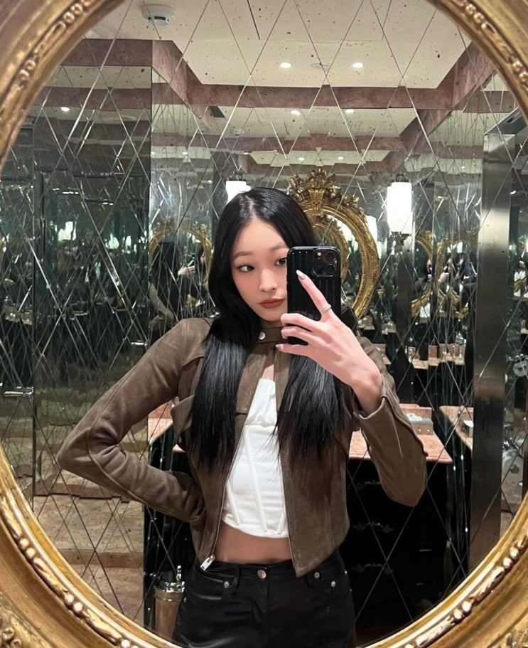 <b>테디 걸그룹 데뷔</b> 멤버 이름 신세계 재벌 외손녀 문서윤 데뷔 무산