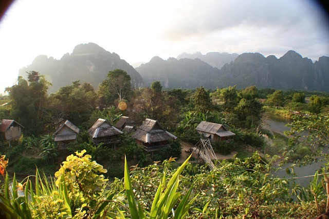  라오스(Laos)여행 기초정보.추천명소//황제 비엔티안 방비엥여행 에코풀빌라황제 라오스