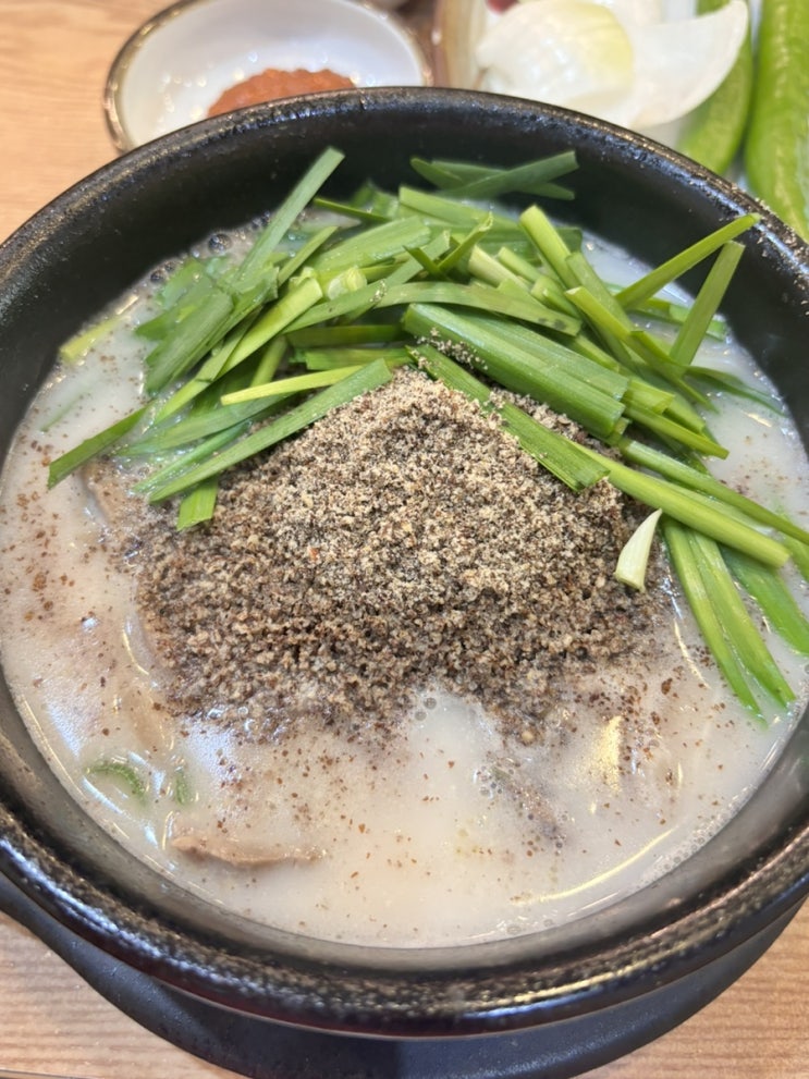  서초역 해장하기 좋은 진한 순대국 맛집!최애딥!