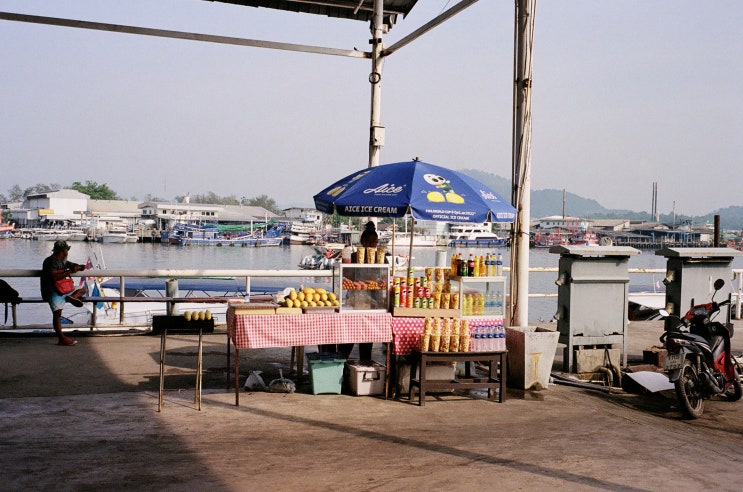  푸켓 탐방기(1) 카이섬 반일투어[Nikonos V, W-Nikkor 35mm f/2.5]