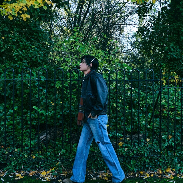 News image: FRI(END)S still strong