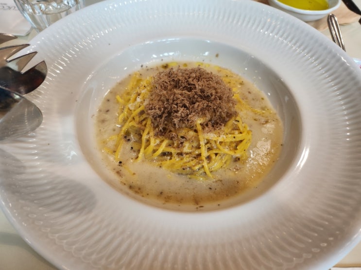  신용산 아모레퍼시픽 본사 맛집 | 분위기도 맛도 좋은 이탈리안 레스토랑 쿠촐로 서울
