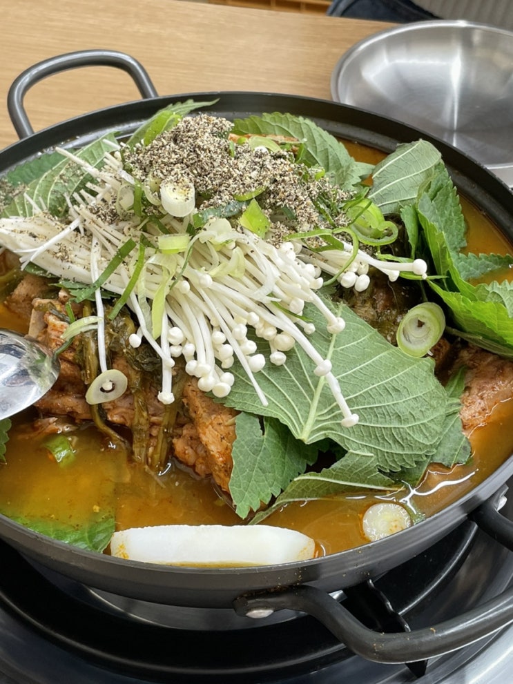  [신당동 맛집] 부드러운 살코기 독보적 감자탕 맛집, 뼈탕집
