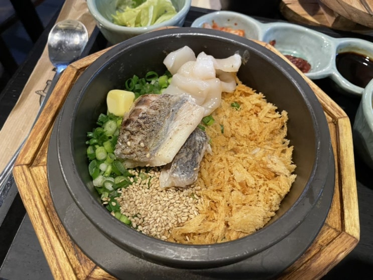 대전 둔산동 밥집 돌솥밥이 맛있는 솔솥 대전둔산점