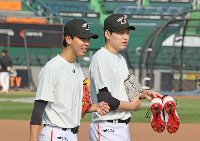 <b>한화</b> 이글스 신인 투수 '<b>조동욱</b>'! '황준서'와 함께 기대되는 선수?