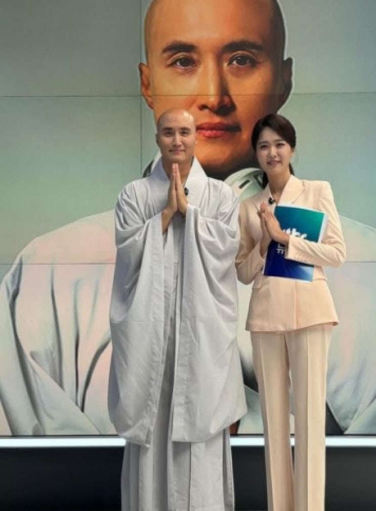 <b>윤성호</b> <b>뉴진스님</b> 비판여론 말레이시아 논란