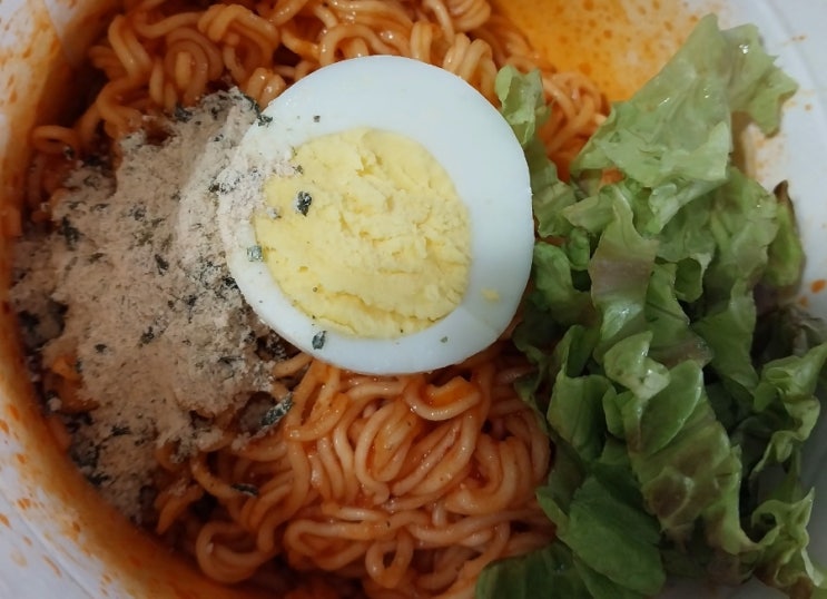  농심 배홍동 큰사발면 배홍동 큰 용기내다 큰사발면 콩가루 조합!