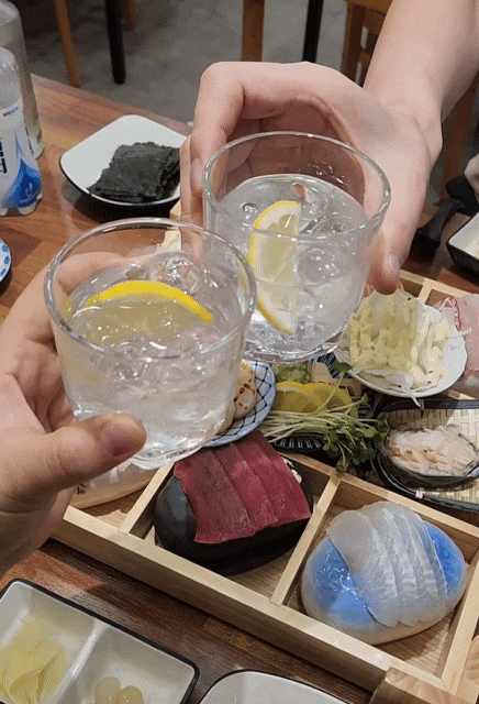  대구 고성동 맛집 청담 알찬 구성의 모듬사시미와 화요 한잔