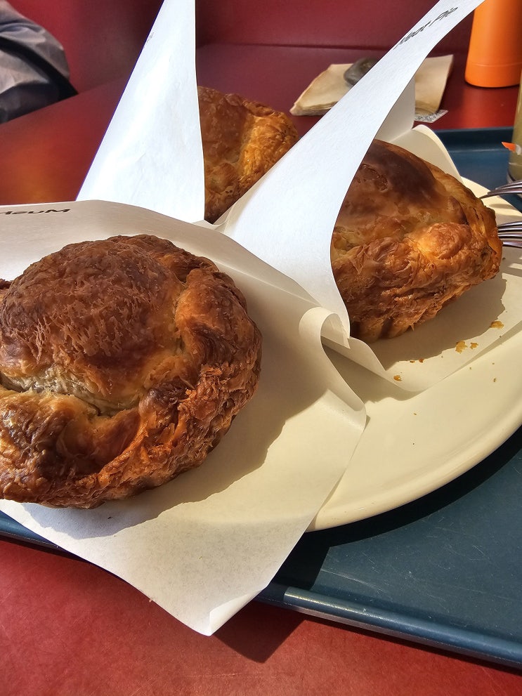  [광주/동명동] 광주 동구 카페 미트파이 맛집 꼬알라파이 후기
