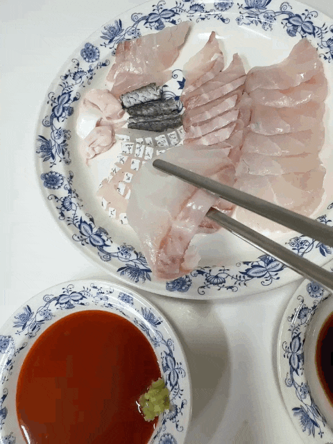  자연산 민어회 제철 맞아 수산한청년 민어회택배 제품 맛보았습니다