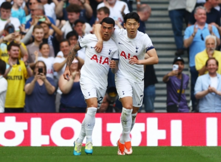 손흥민 풀타임 토트넘, 판데펜 결승골로 번리전 2-1 승리로 실낱같은 UCL 희망 손흥민 풀타임 토트넘, 판데펜 결승골로 번리전 2-1 승리로 실낱같은 UCL 희망
