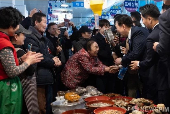  삼천포 수산시장, 음주의 마에스트로가 선정한.. [최고의 소주 안주는 멍게, 해삼]