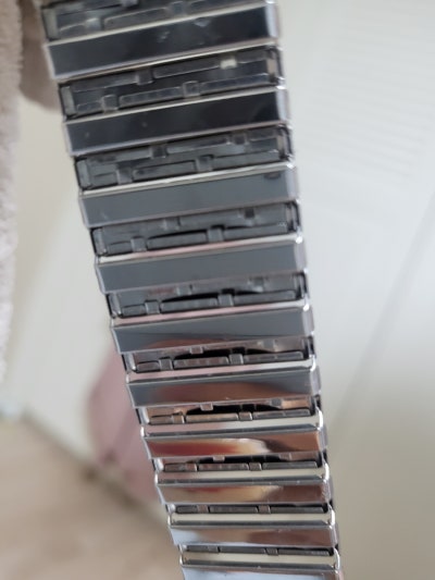 세척 후 깨끗해진 스트랩 2