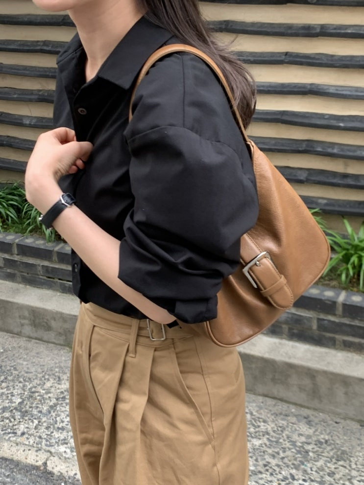 TU ET TOI 투에투아 마마스 호보백 리뷰(MAMAS HOBO BAG Leather VER.)