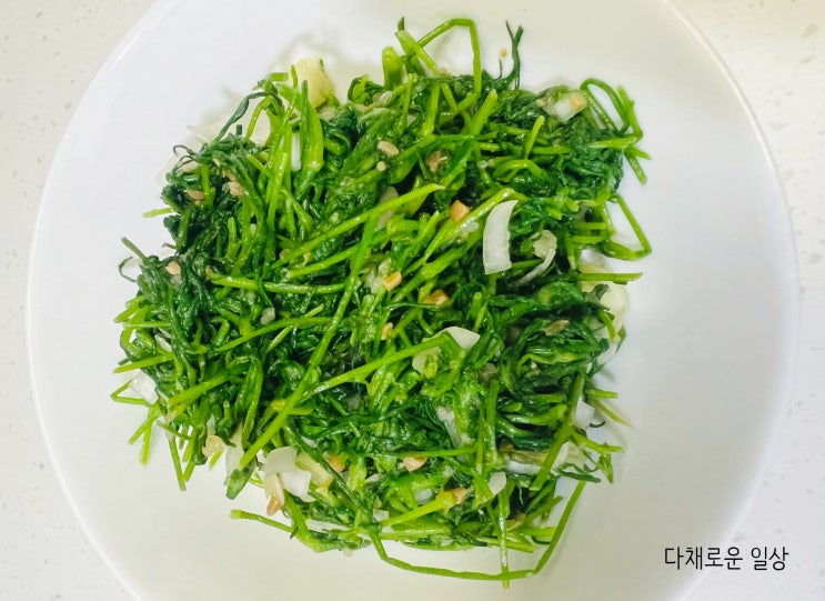  세발나물 무침 / 세발나물 된장무침 레시피 / 집밥 요리 / 세발나물 무침 만드는 법 /