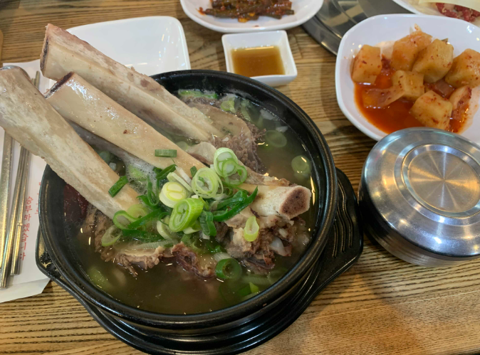  경기도 남양주시 마석 신갈비(육회, 갈비탕, 들깨 순두부)