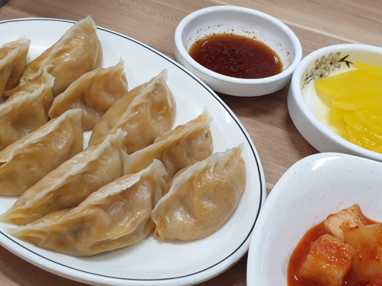  맛집_포항 효자동_용포만두찐빵: 하루 딱 4시간만 문을 여는 식당