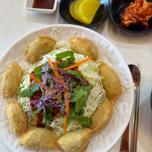  전주 팔복동 내 돈 내산 낙지덮밥과 비빔만두가 맛있는 신포우리만두