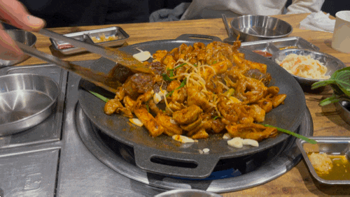  곱분이곱창, 곱창과 막창 그리고 닭발 동시에 먹기