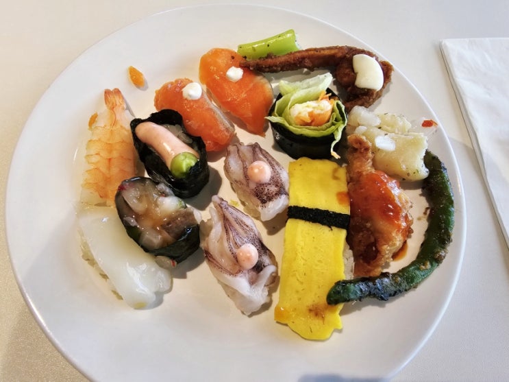  애슐리퀸즈 런치 메뉴 만족스러운 식사 가격 화정점
