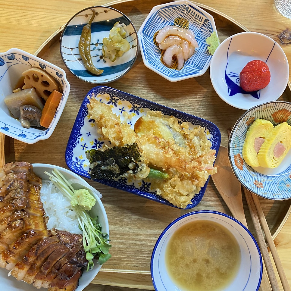 명가왕족발 삼척점 사진 5