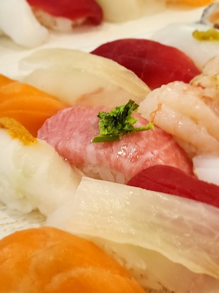  뚝섬역 근처 맛집 신선한 스시와 우동이 맛집 스시도쿠 더 성수