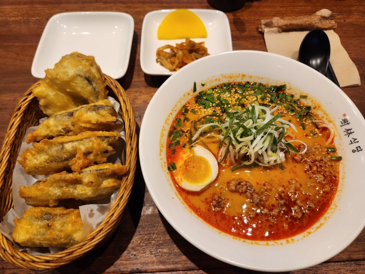  [부산/광안동] 전국 방방곡곡 자리 잡은 탄탄면 맛집 수림 식당 시그니처 가지 만두 먹어보기