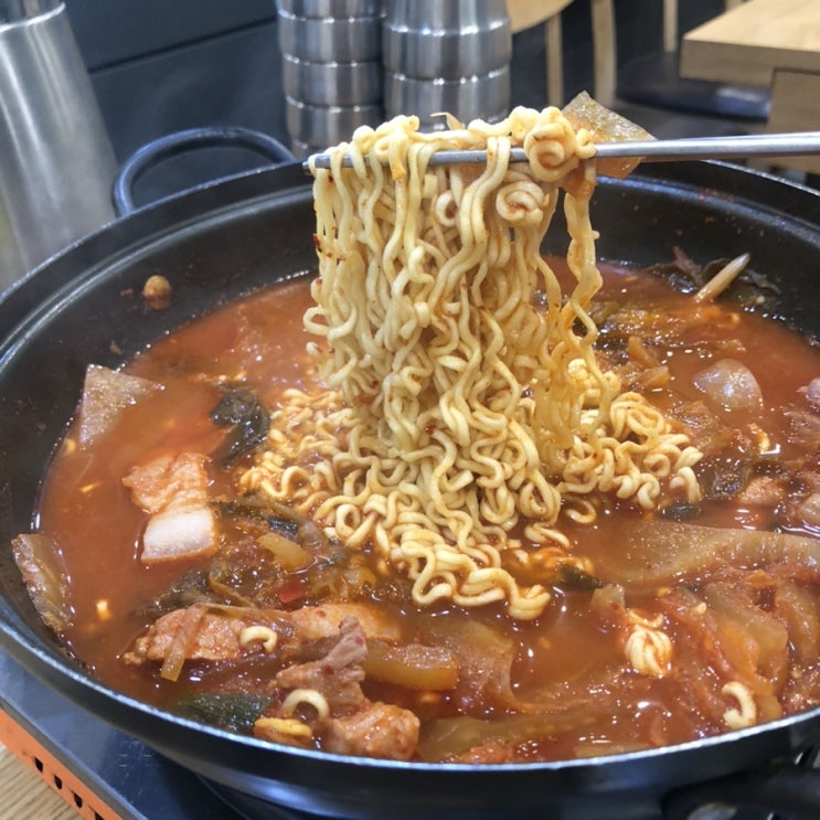  인천 남동공단 맛집 돈채 김치찌개 계란말이 점심