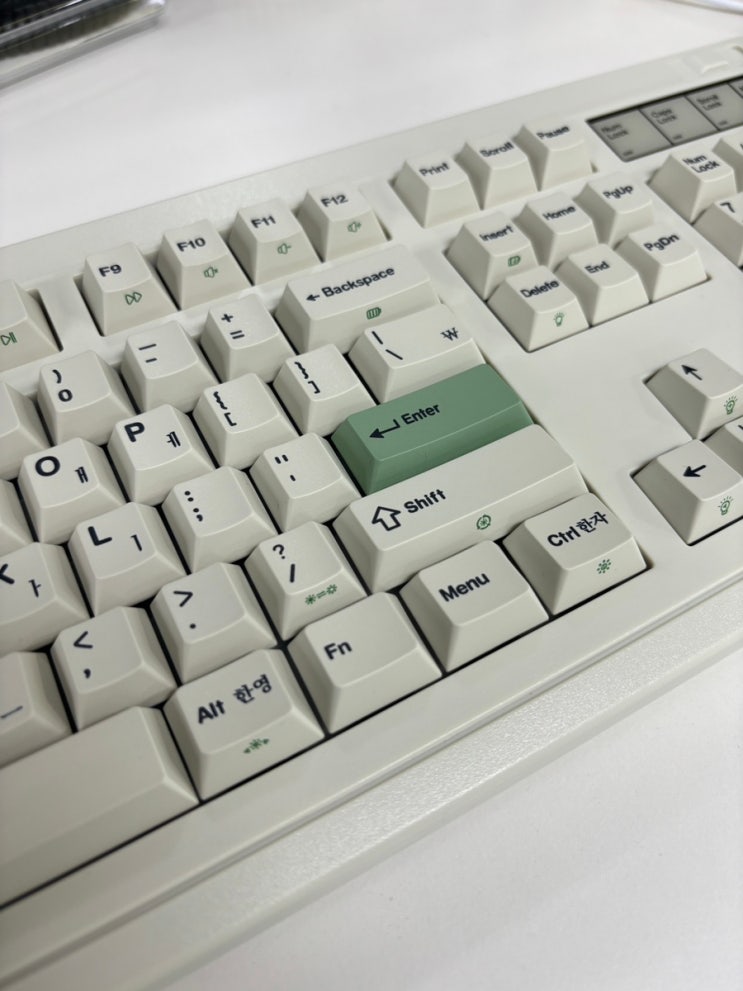  서걱서걱 조용한 사무용 키보드 : FL ESPORTS OG 104 키보드 저소음고래축
