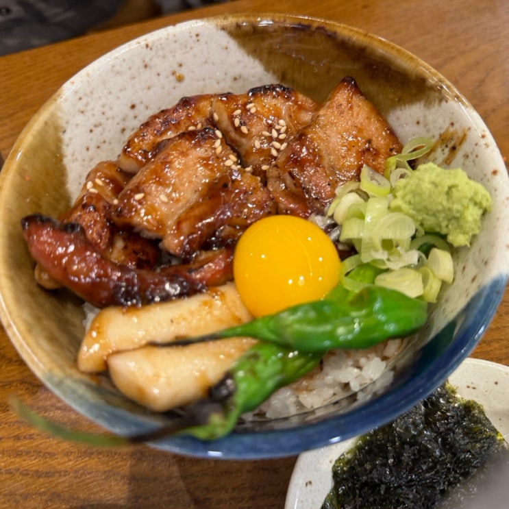  진주 갤러리아진주 맛집 그릇 맛있는 덮밥으로 점심해결
