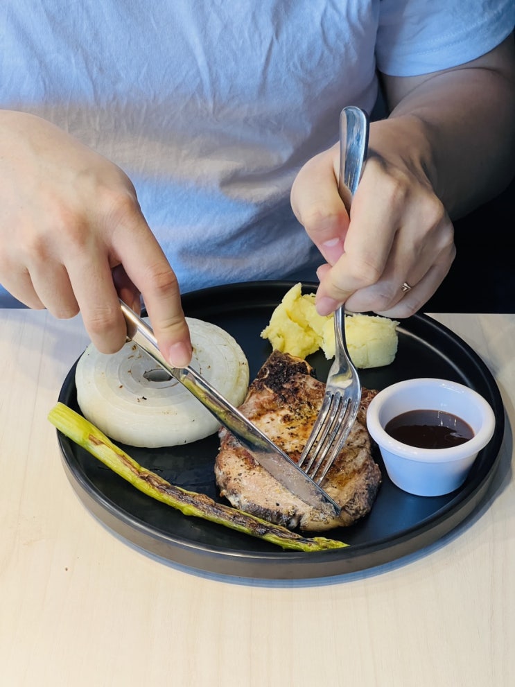  명륜진사갈비 가격과 신메뉴 후려페퍼스테이크 후기