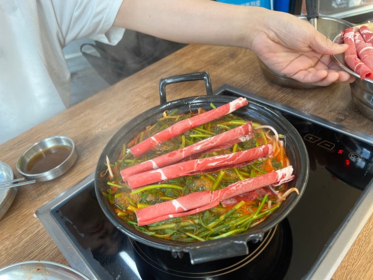 강남 샤브샤브 볶음밥까지 완벽한 등촌 샤브 칼국수 논현점