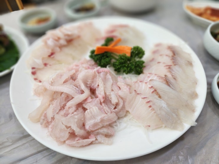 부산 맛집 여행 3일차 코스 (해운대 동백섬 횟집, 오킴스) 부산 맛집 여행 3일차 코스 (해운대 동백섬 횟집, 오킴스)