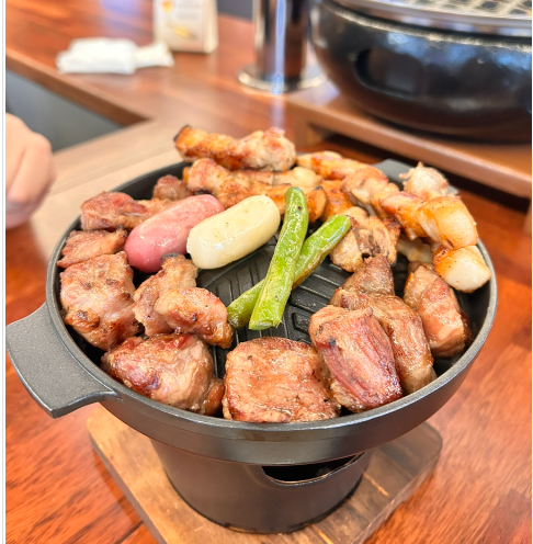  동탄고기집 김형제고기의철학 동탄호수공원 고기구워주는 신선한 돼지고기 맛집