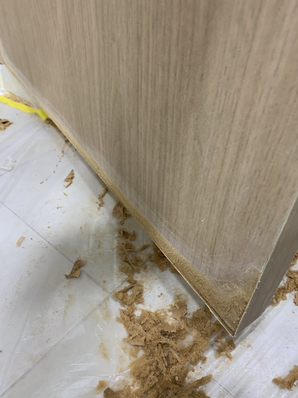 화장실문 시트지작업 물먹은 문짝수리
