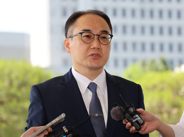 '한동훈-이원석 커넥션'이 '<b>이재명</b>·<b>문재인</b> 비리 수사' 막았다