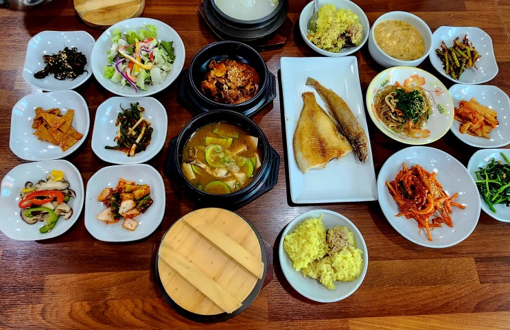  함안 밥집 가야 맛집 향촌애서돌솥밥